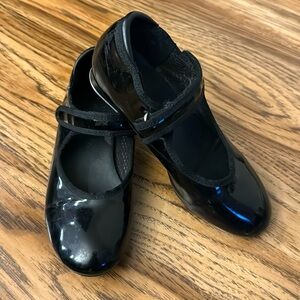 Freestyle tap shoes - size 12